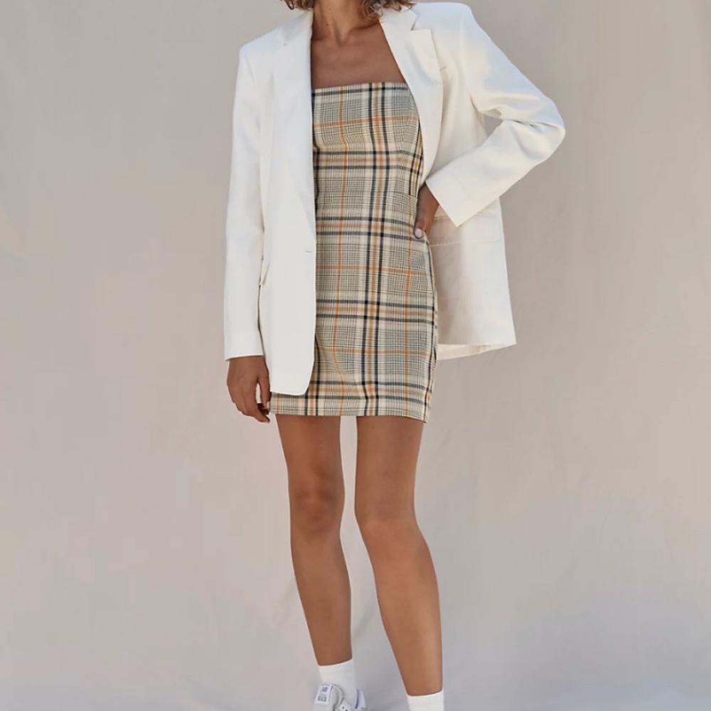 Aritzia Wilfred Isabelle Dress - Picture 8 of 8